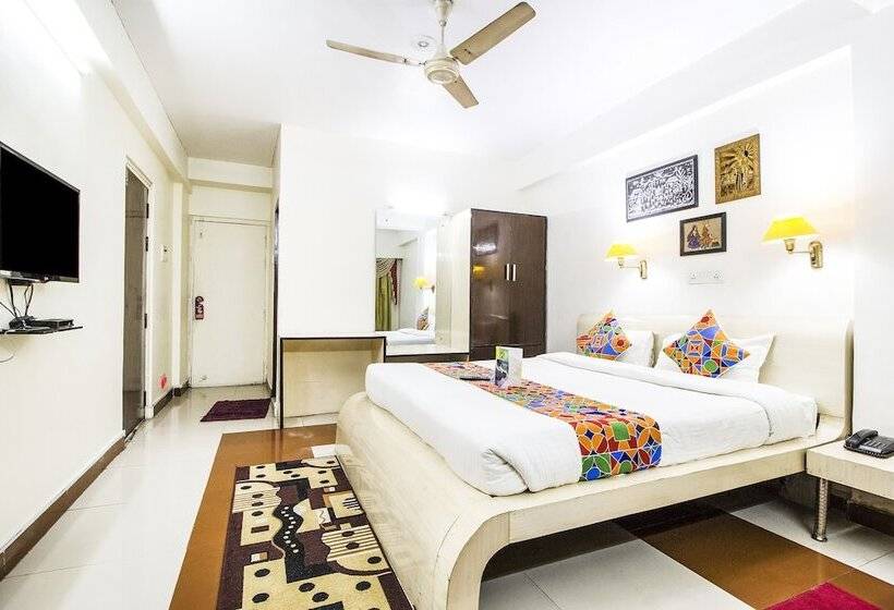 Fabhotel Mayfair Inn