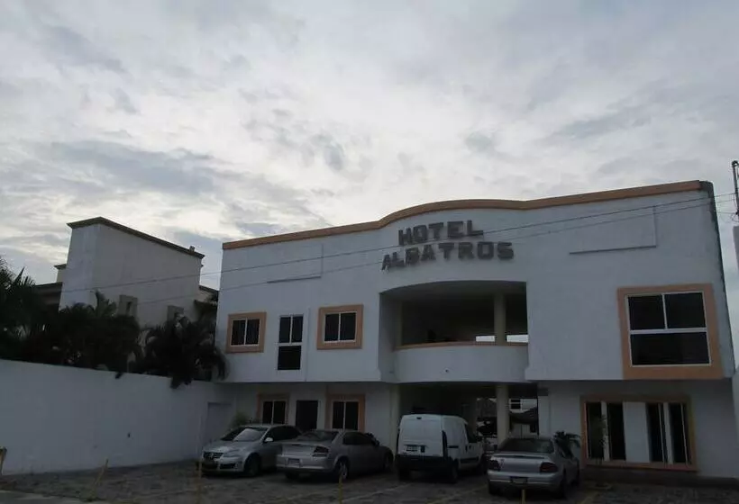 هتل Albatros Palace