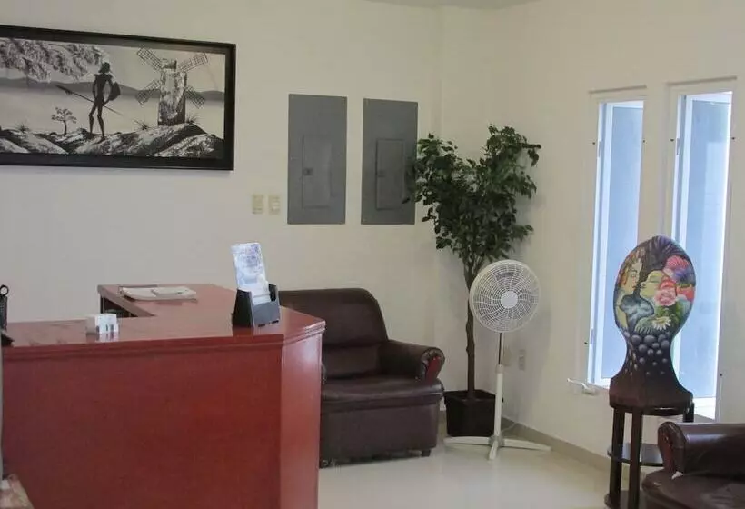 هتل Albatros Palace