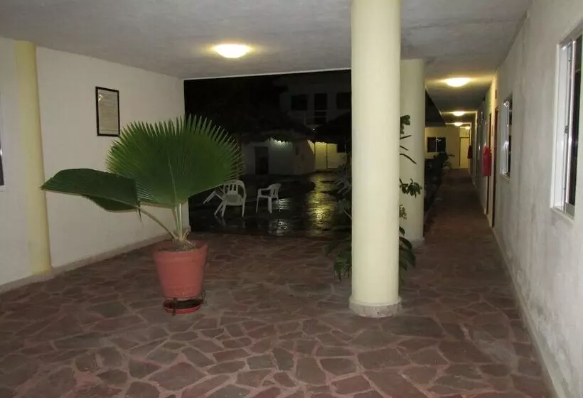 هتل Albatros Palace