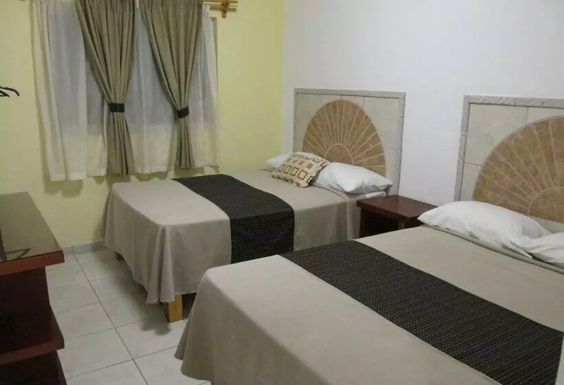 هتل Albatros Palace