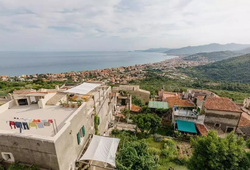 ホテル Albergo Villa Ada