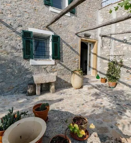 ホテル Albergo Villa Ada