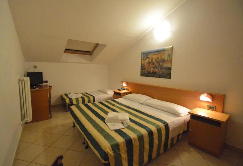 فندق Albergo Villa Ada