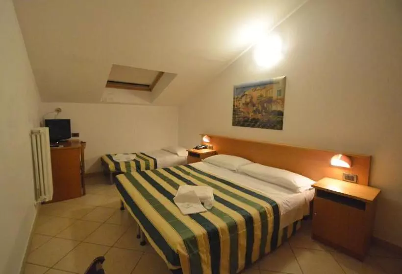 ホテル Albergo Villa Ada