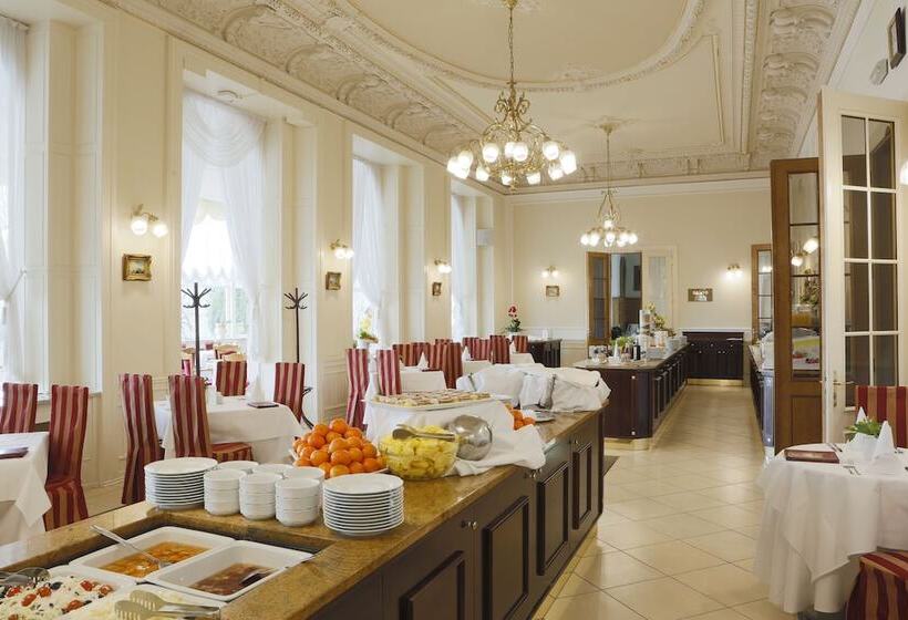 Hotel Bristol Georgy House