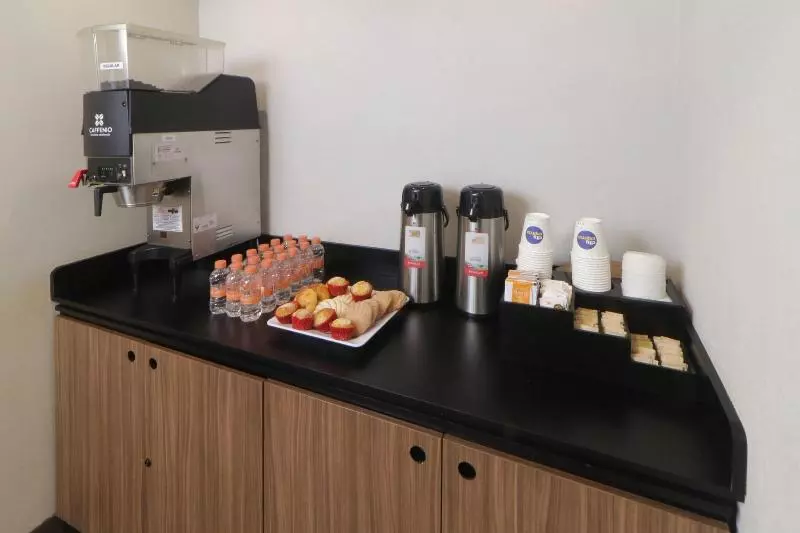 ホテル City Express By Marriott Rosarito