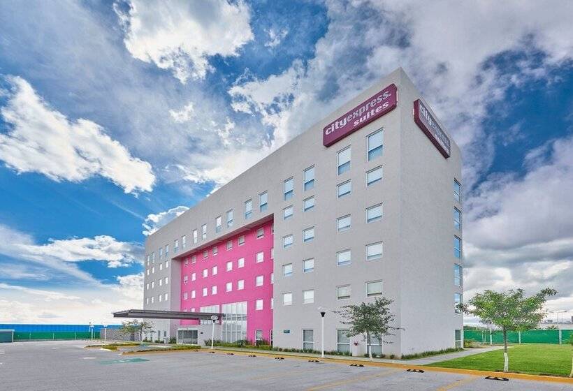 酒店 City Express Suites By Marriott Silao Aeropuerto