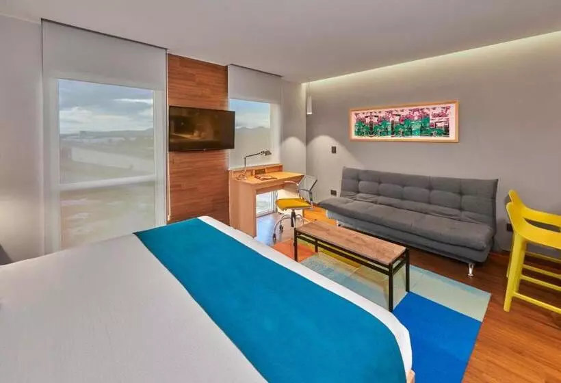 ホテル City Express Suites By Marriott Silao Aeropuerto