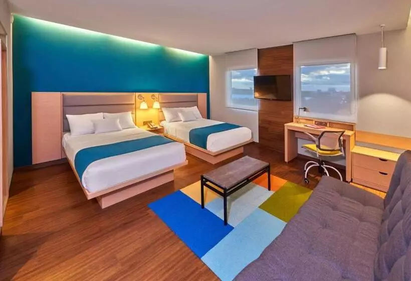 ホテル City Express Suites By Marriott Silao Aeropuerto