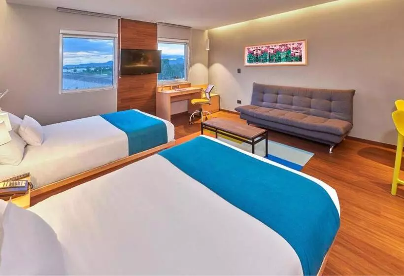 ホテル City Express Suites By Marriott Silao Aeropuerto