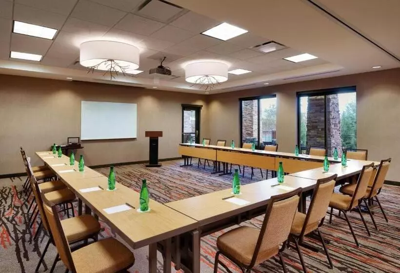 ホテル Courtyard By Marriott Sedona
