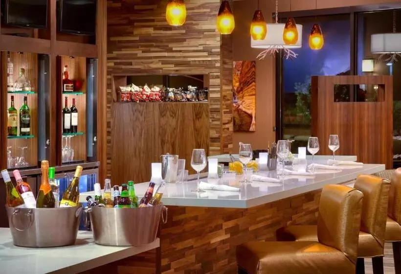ホテル Courtyard By Marriott Sedona