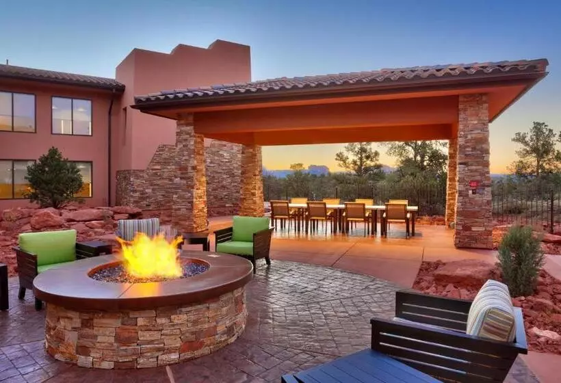 ホテル Courtyard By Marriott Sedona