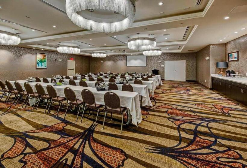 Отель Courtyard By Marriott Oxford