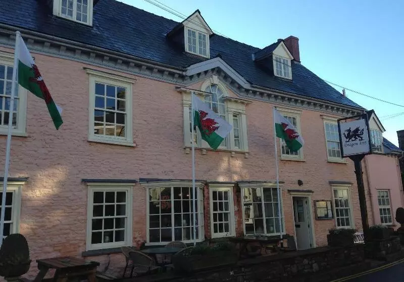 ホテル Dragon Inn