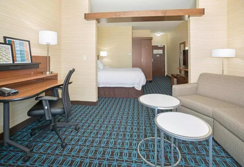 ホテル Fairfield Inn & Suites By Marriott Burlington
