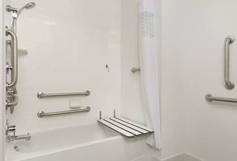 ホテル Hampton Inn North Olmsted Cleveland Airport