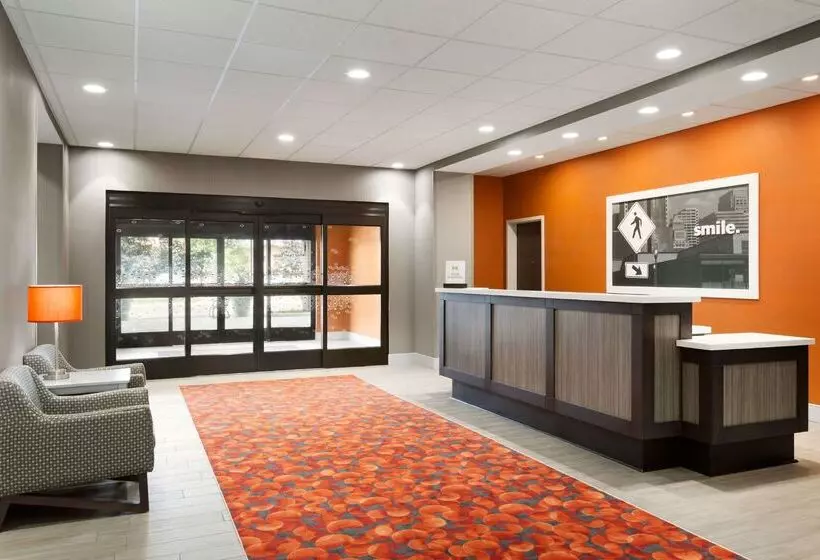 ホテル Hampton Inn North Olmsted Cleveland Airport