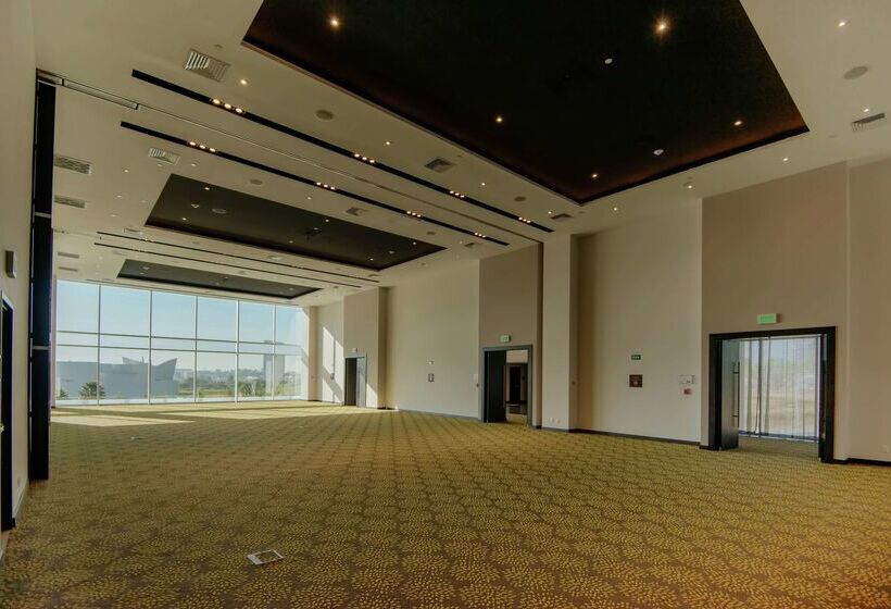 هتل Hilton Garden Inn Puebla Angelópolis, Mexico