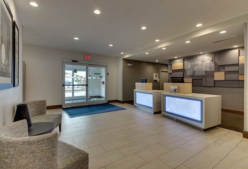 فندق Holiday Inn Express & Suites   Ithaca, An Ihg