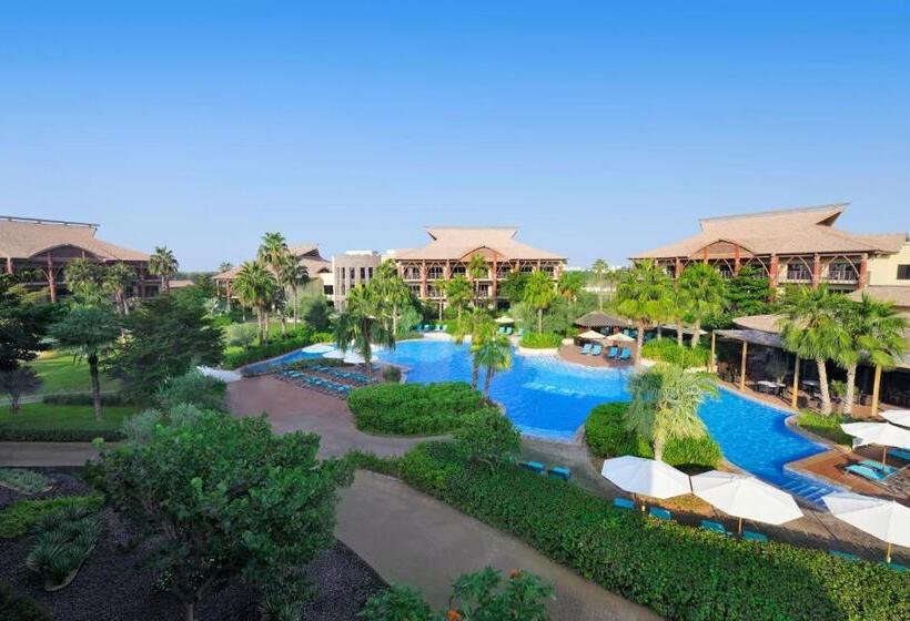 Отель Lapita, Dubai Parks And Resorts, Autograph Collection
