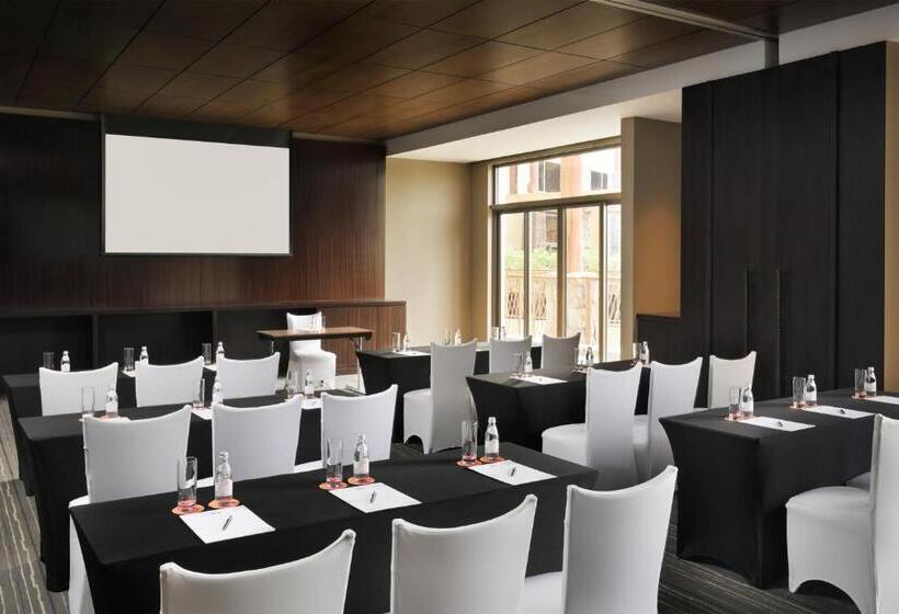 Отель Lapita, Dubai Parks And Resorts, Autograph Collection