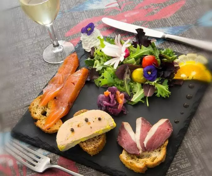 ホテル Logis Hôtel L'Air Marin