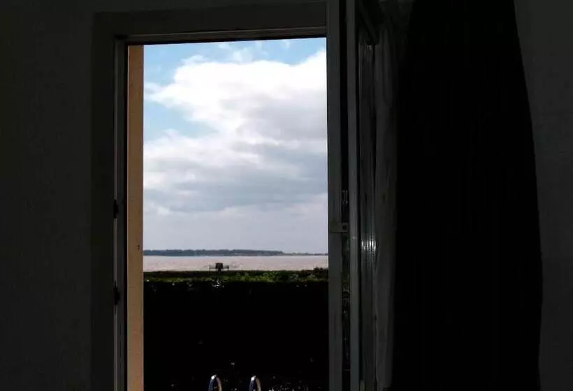 ホテル Logis Hôtel L'Air Marin