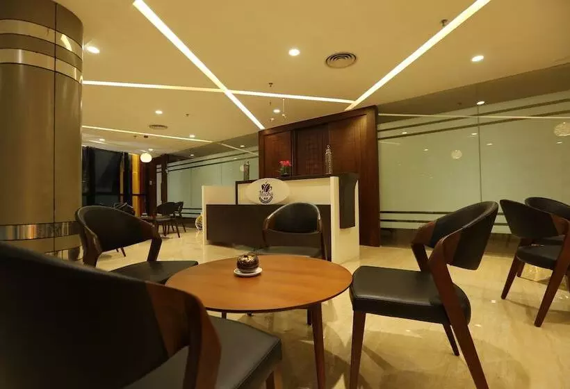 Hotelli M Crown