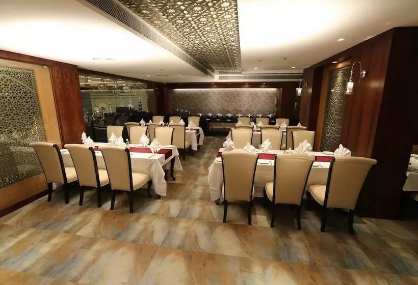 Hotelli M Crown