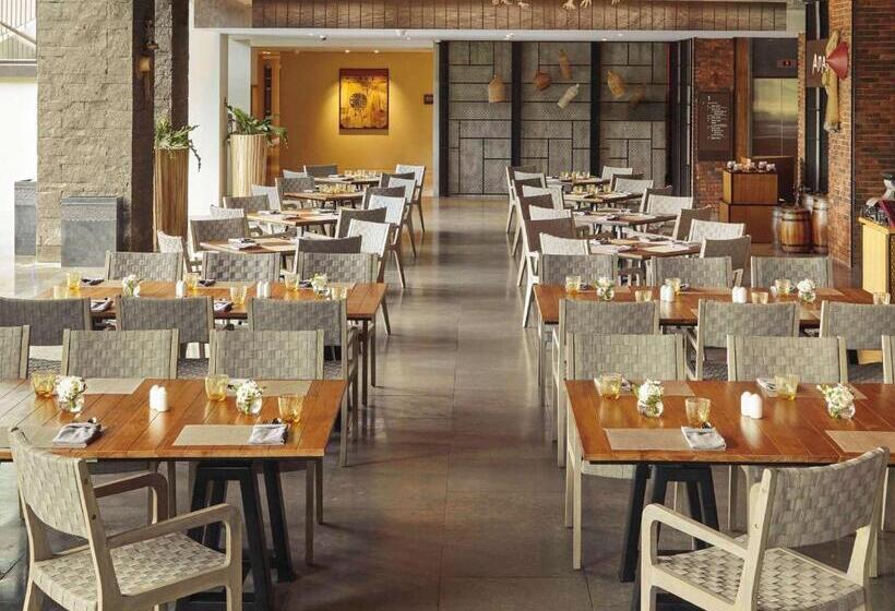 Hotel Movenpick Resort & Spa Jimbaran Bali