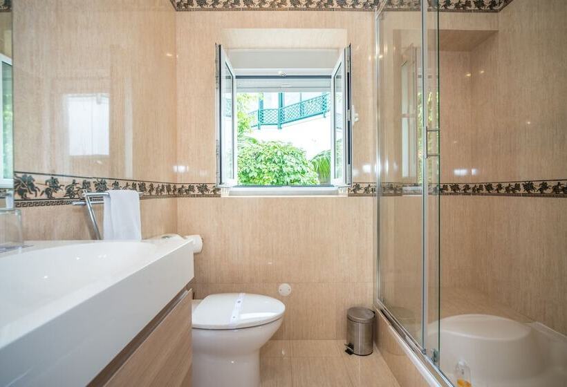 هتل My House At Estoril Guest House