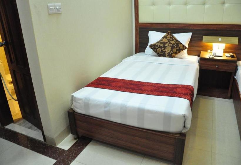 בית מלון כפרי Naz Garden