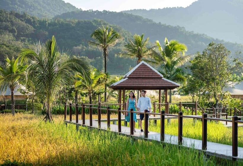 ホテル Pullman Luang Prabang