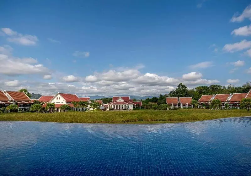 ホテル Pullman Luang Prabang