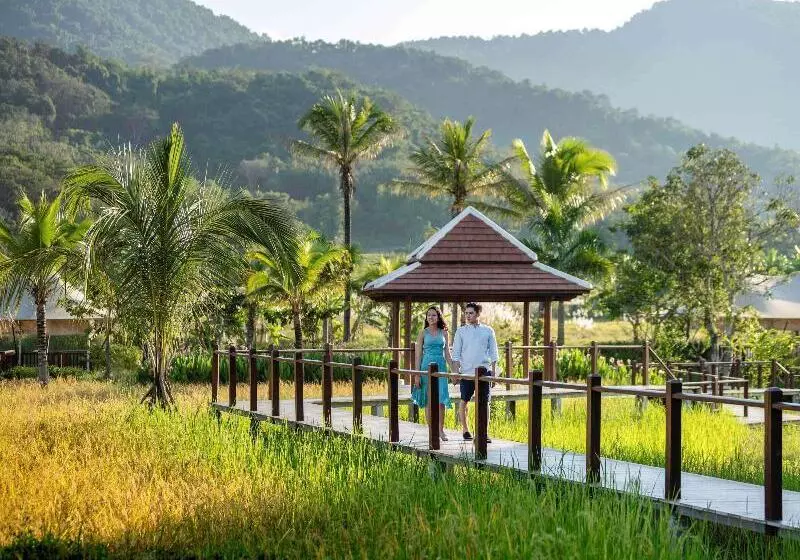 ホテル Pullman Luang Prabang
