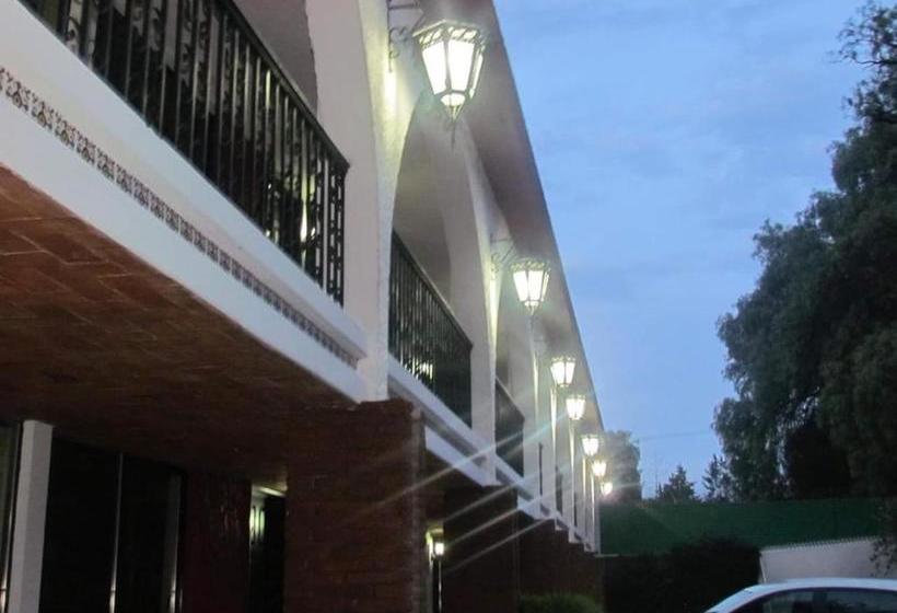 호텔 Set In  & Suites