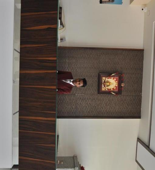 酒店 Shashinag Residency