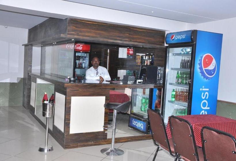 酒店 Shashinag Residency