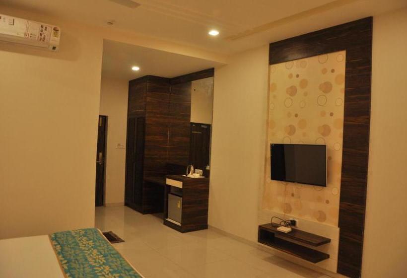 酒店 Shashinag Residency