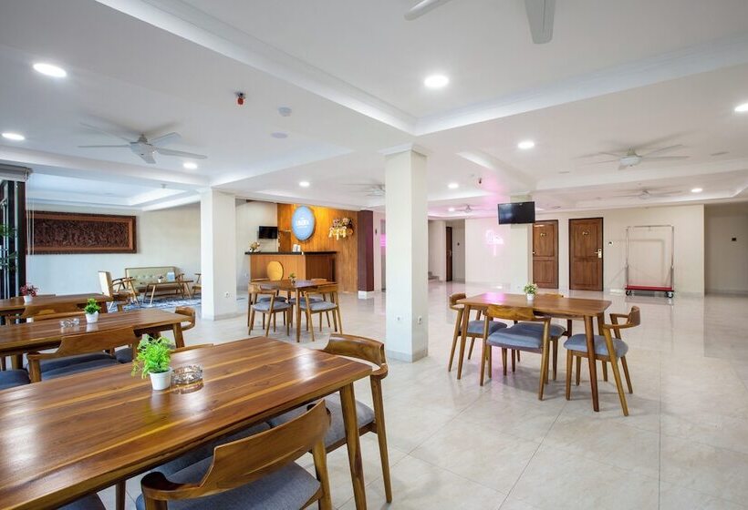 호텔 Liberta Home Seririt Bali