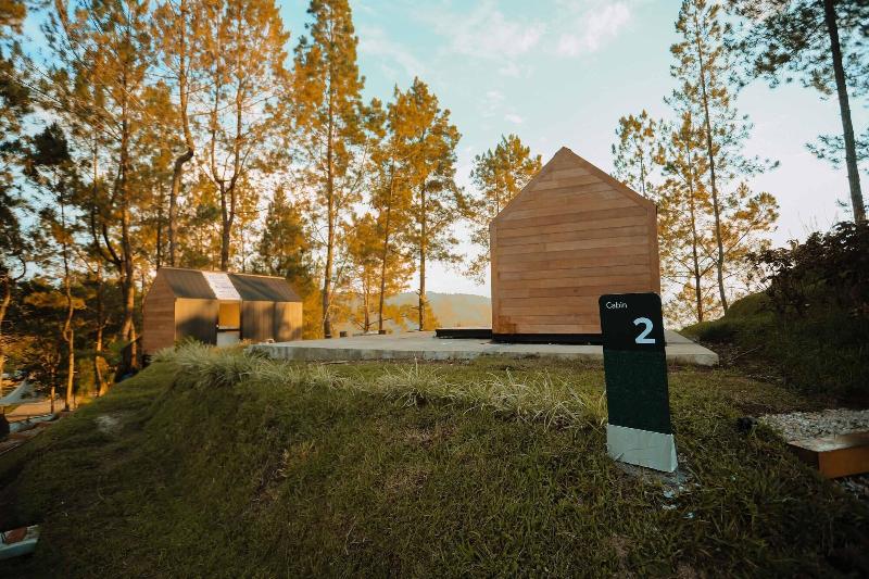 בית מלון כפרי Bobocabin Signature Toba