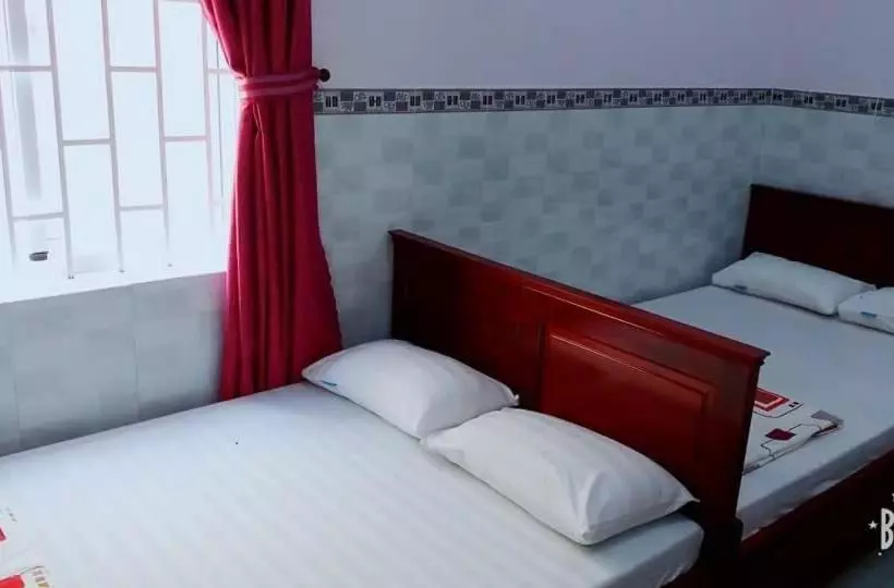 2001 Motel