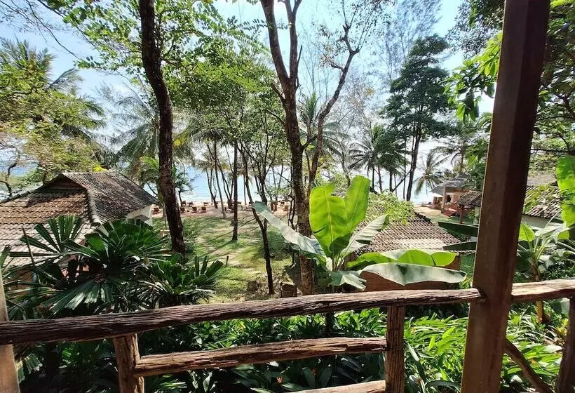 Ancarine Beach Resort