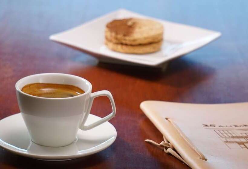 تختخواب و صبحانه 35 A Li Bnb