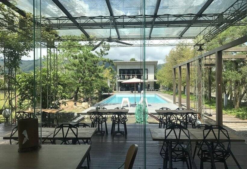 تختخواب و صبحانه 35 A Li Bnb