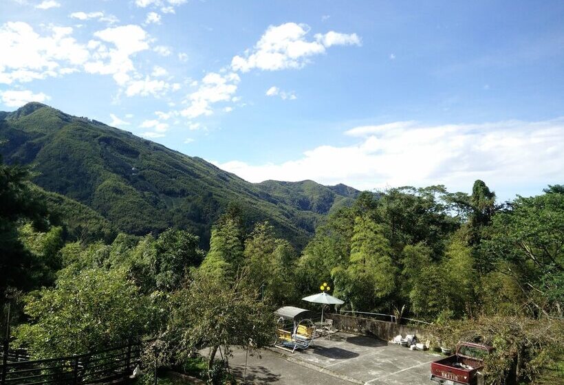 تختخواب و صبحانه Kingtaiwan