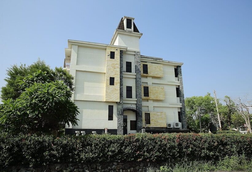 تختخواب و صبحانه Sofia Villa