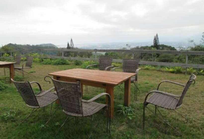 تختخواب و صبحانه 日初山莊 Sunrise Taitung